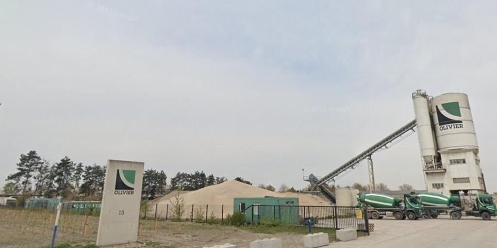 Olivier Construct, betoncentrale in Izegem