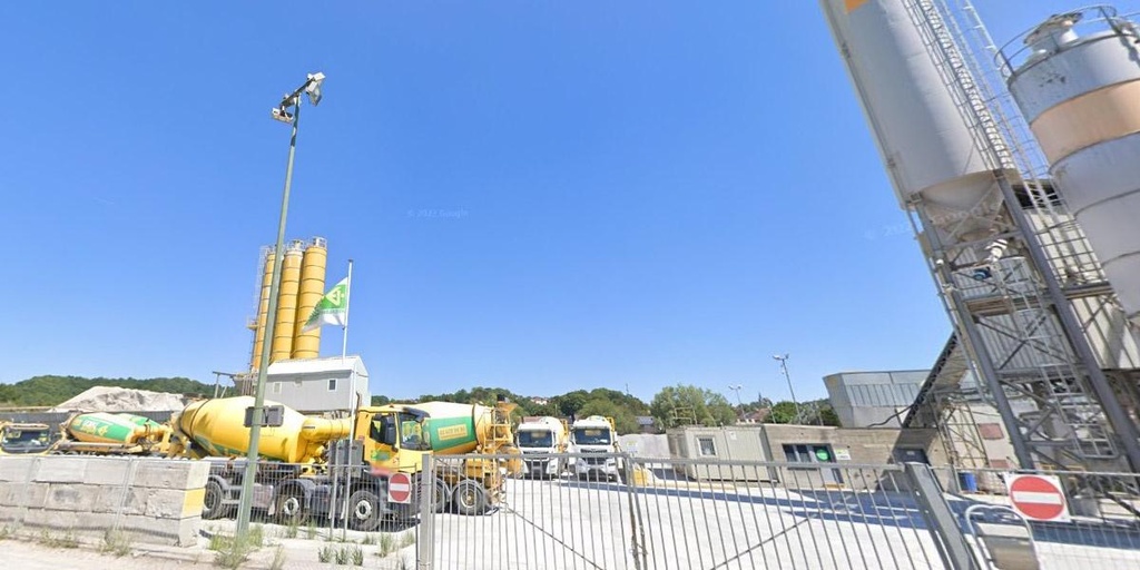 Heidelberg Materials, betoncentrale in Roux